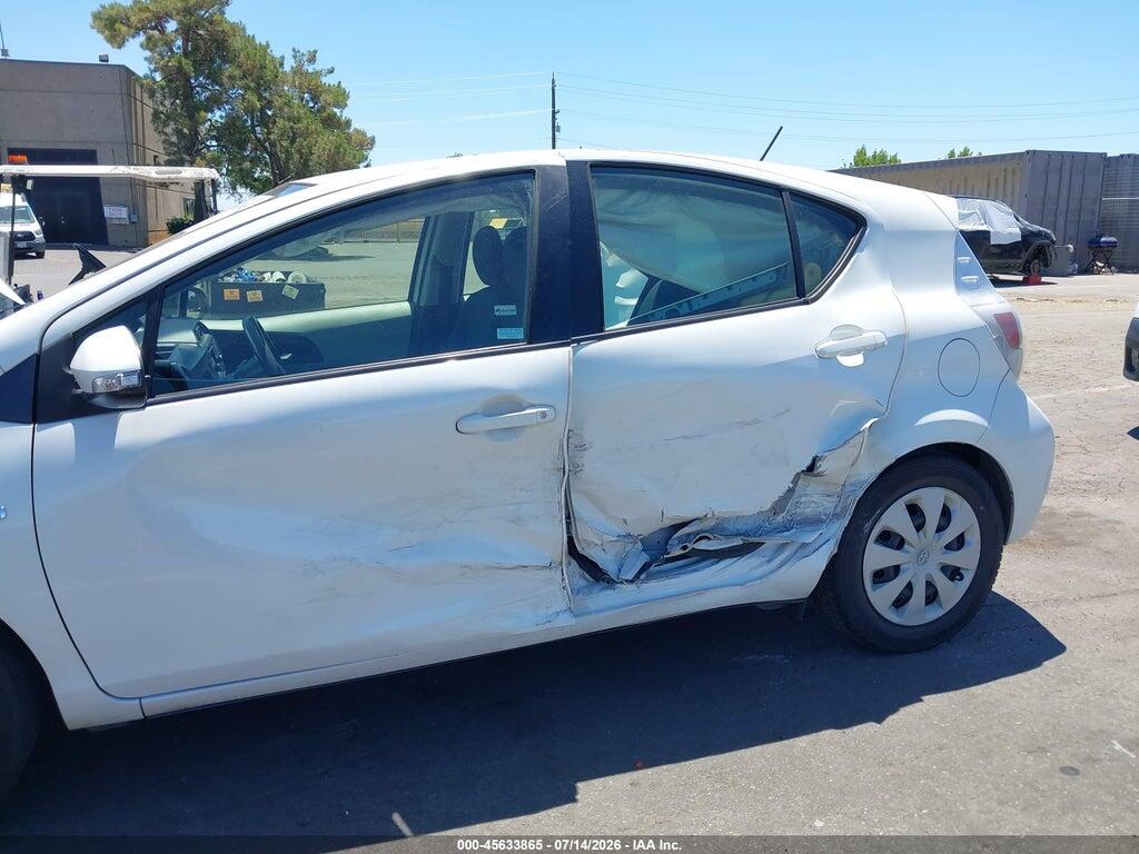 JTDKDTB3XE1565749 2014 TOYOTA PRIUS C photo no. 6