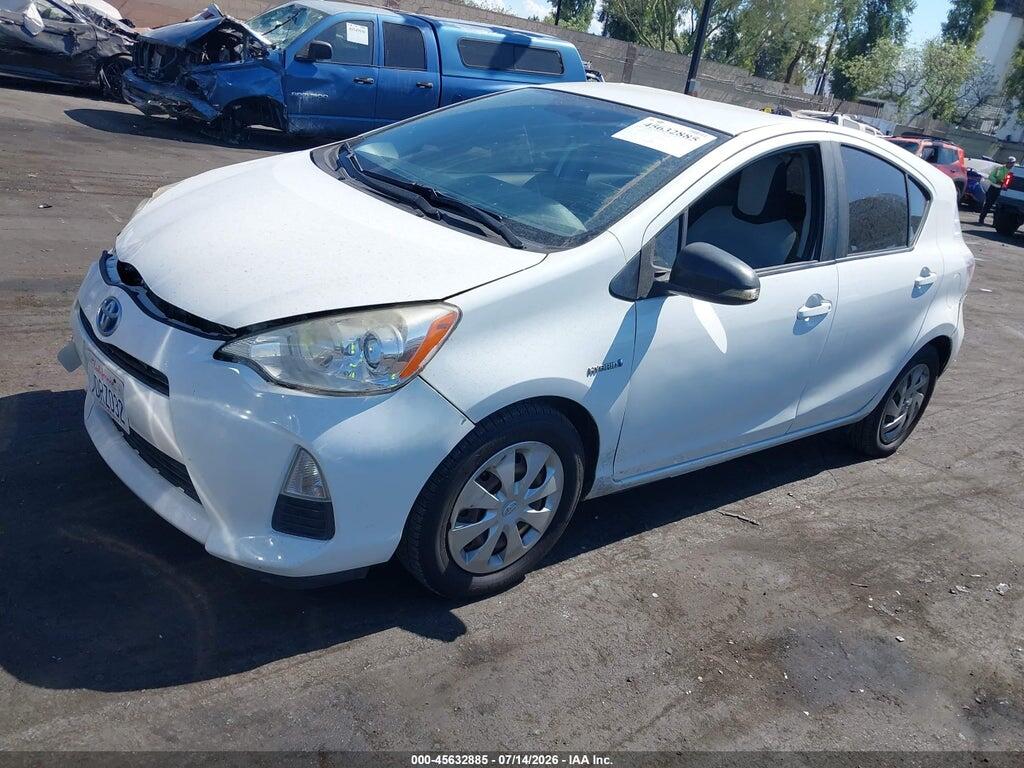 JTDKDTB39E1082530 2014 TOYOTA PRIUS C photo no. 2