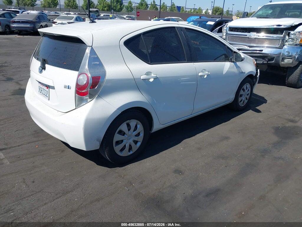 JTDKDTB39E1082530 2014 TOYOTA PRIUS C photo no. 4