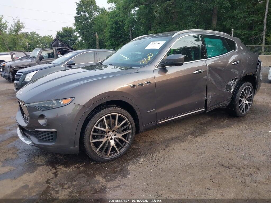 ZN661YUL7MX378077 2021 MASERATI LEVANTE photo no. 2