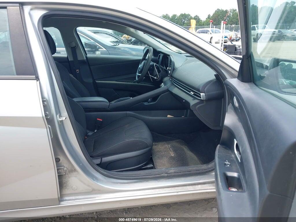 5NPLL4AG8NH061629 2022 HYUNDAI ELANTRA photo no. 5