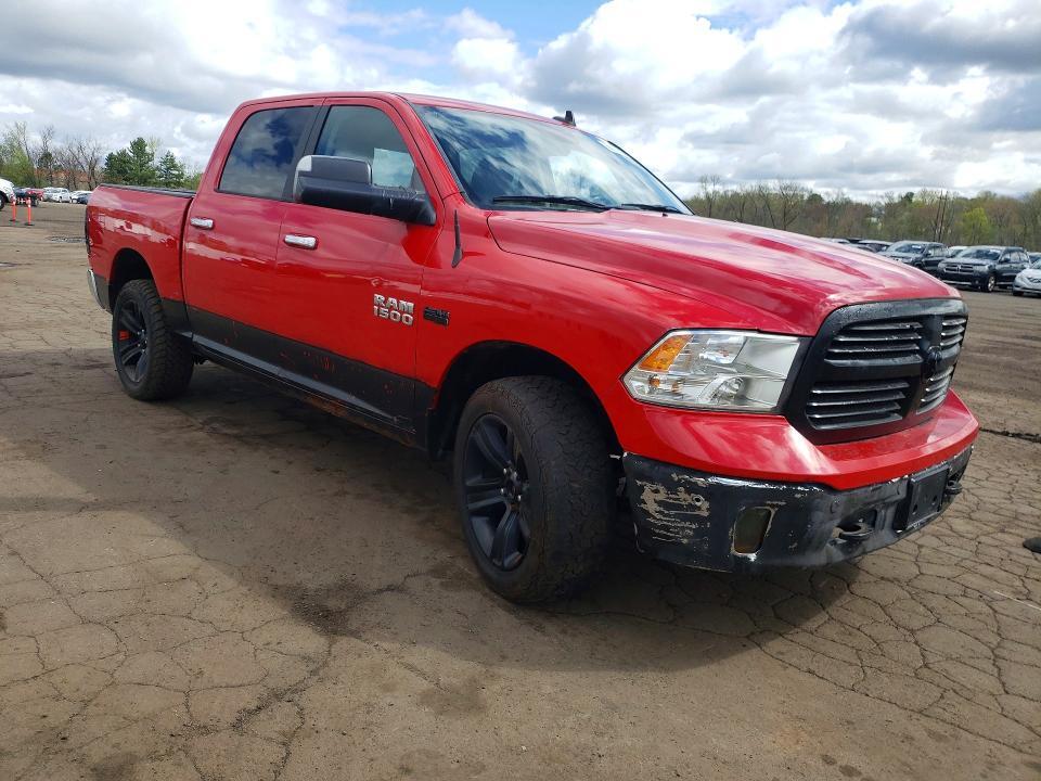 2017 RAM 1500 SLT — Фото 4 из 13