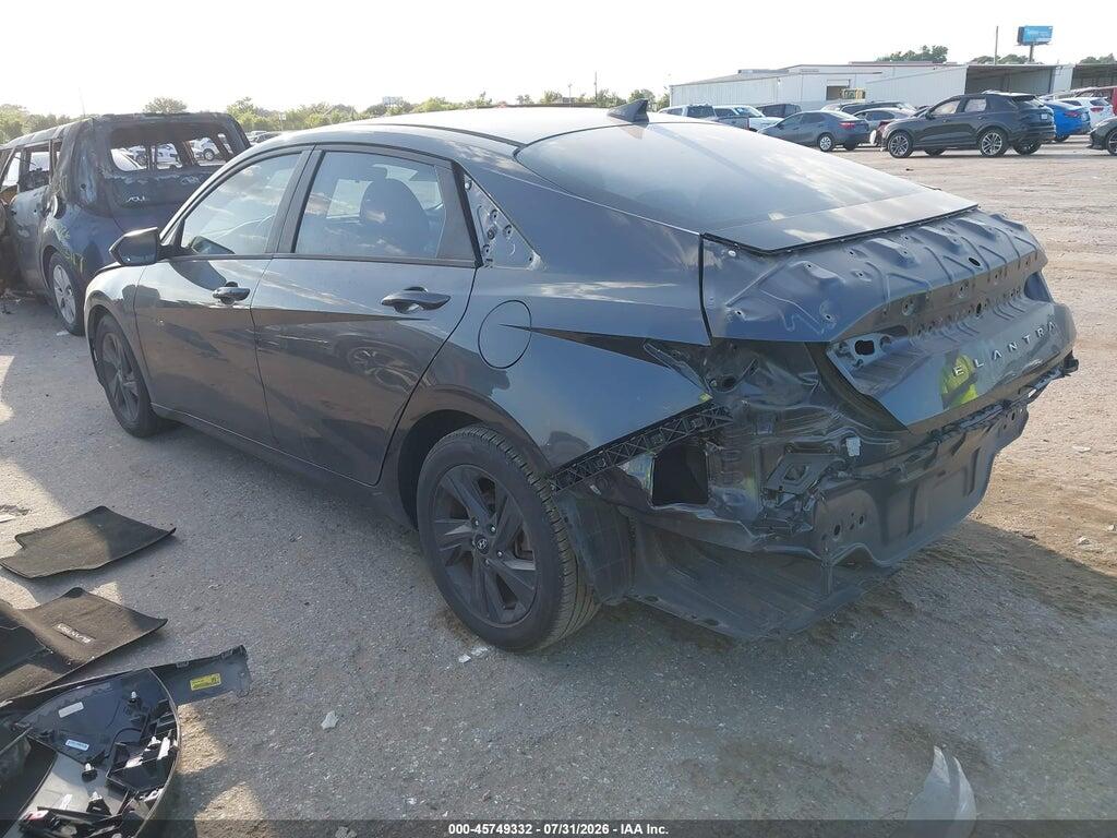 5NPLM4AG2NH057895 2022 HYUNDAI ELANTRA photo no. 3