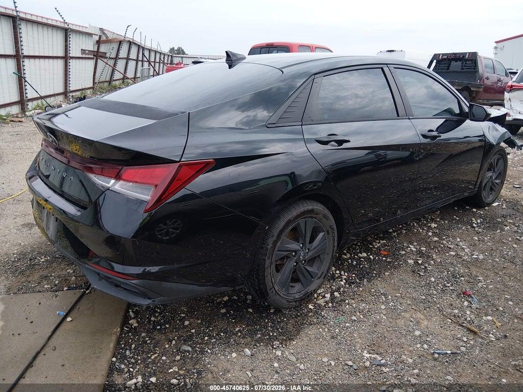 KMHLS4AG3NU245820 2022 HYUNDAI ELANTRA photo no. 4