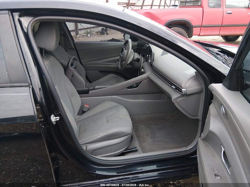 KMHLS4AG3NU245820 2022 HYUNDAI ELANTRA photo no. 5