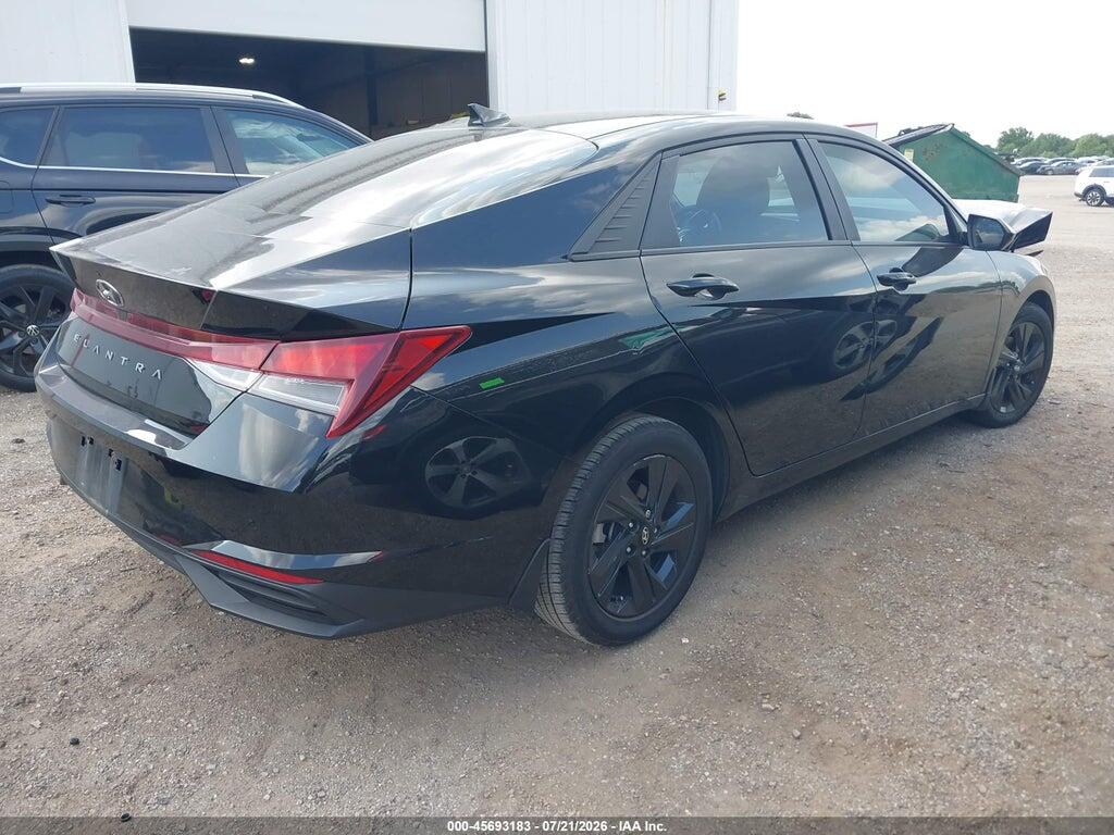 KMHLM4AG0NU278350 2022 HYUNDAI ELANTRA photo no. 4