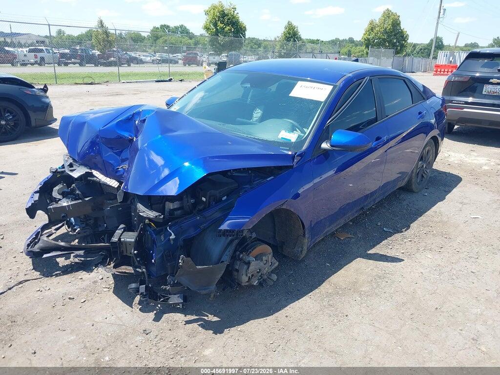 KMHLM4AG0NU265498 2022 HYUNDAI ELANTRA photo no. 2