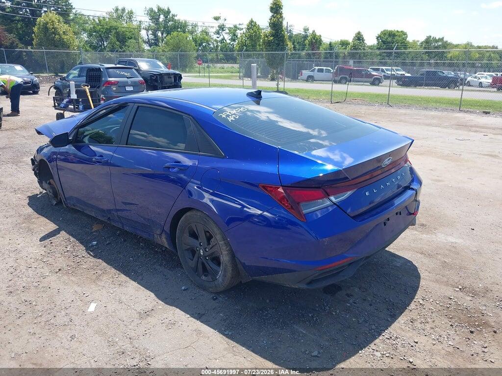 KMHLM4AG0NU265498 2022 HYUNDAI ELANTRA photo no. 3