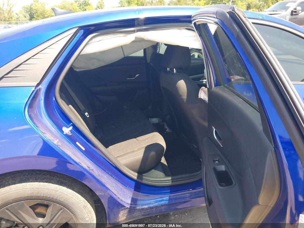 KMHLM4AG0NU265498 2022 HYUNDAI ELANTRA photo no. 8