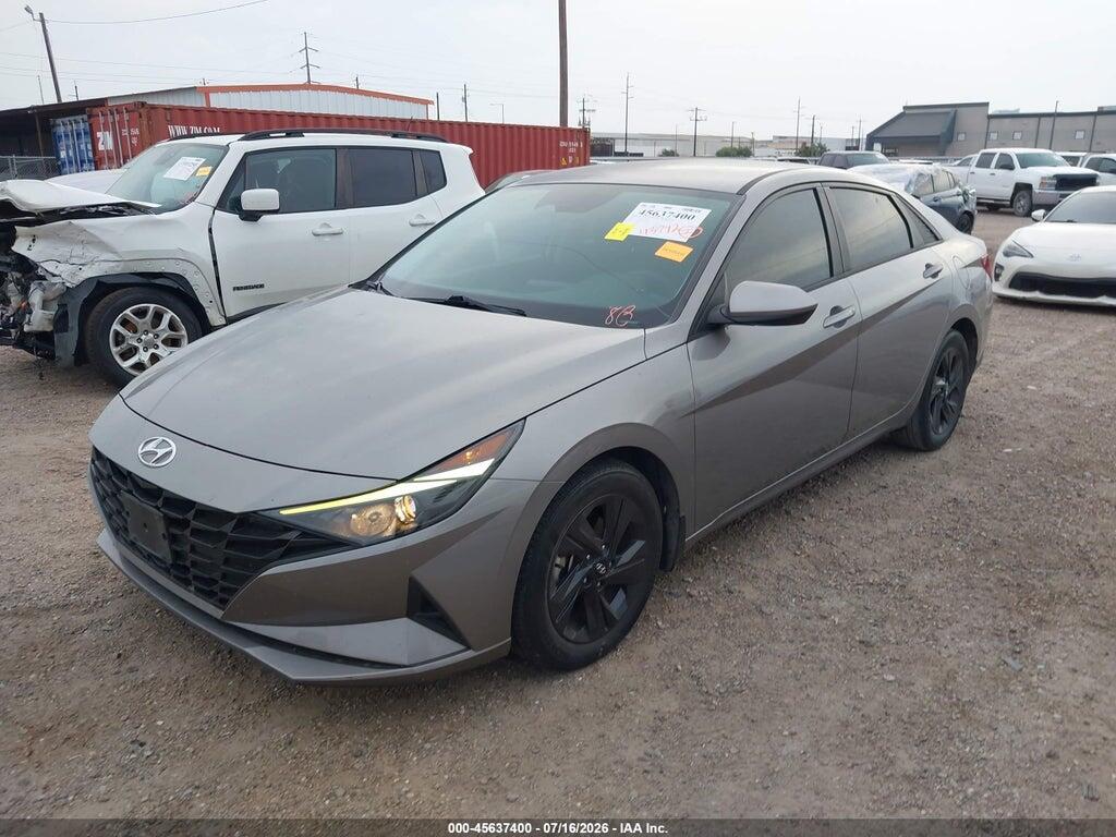 KMHLM4AG9NU288388 2022 HYUNDAI ELANTRA photo no. 2