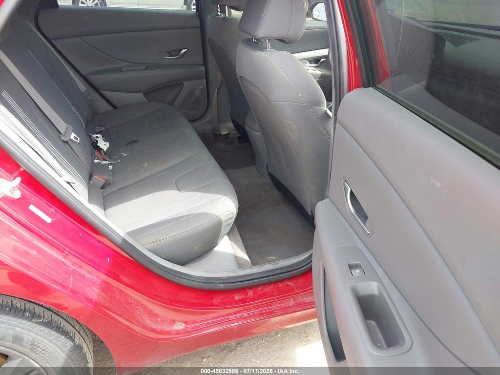 KMHLM4AG6NU273640 2022 HYUNDAI ELANTRA photo no. 8