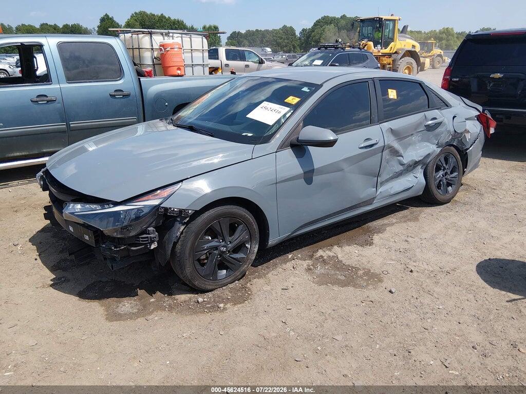 KMHLM4AG4NU264824 2022 HYUNDAI ELANTRA photo no. 2