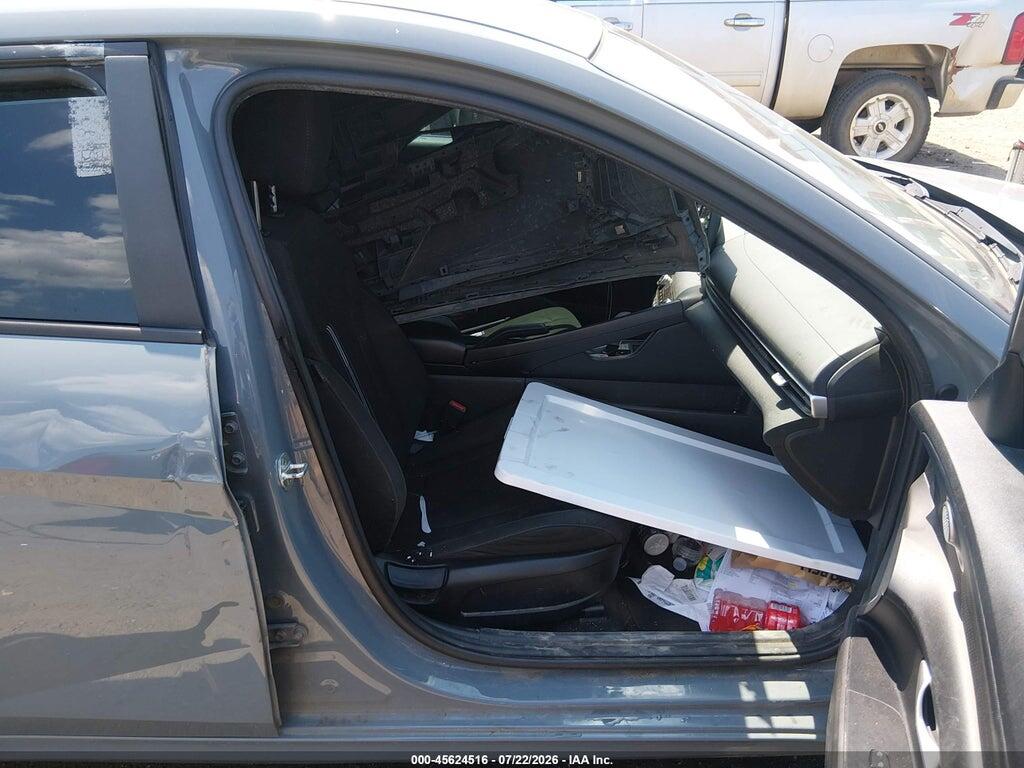 KMHLM4AG4NU264824 2022 HYUNDAI ELANTRA photo no. 5