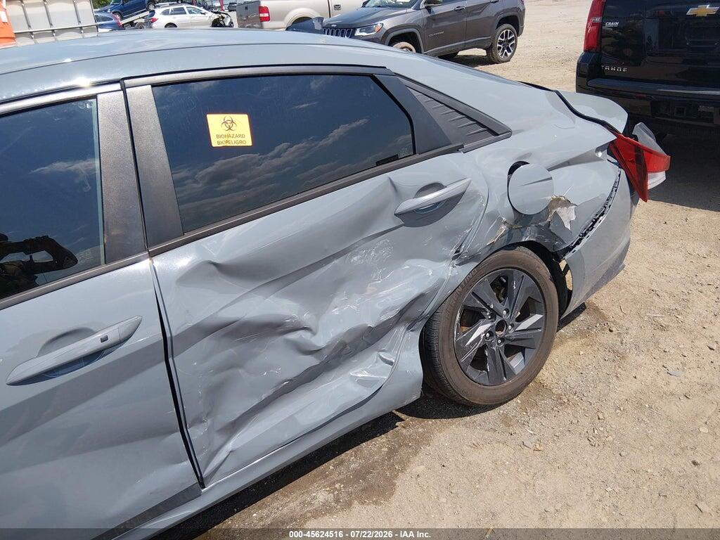 KMHLM4AG4NU264824 2022 HYUNDAI ELANTRA photo no. 6