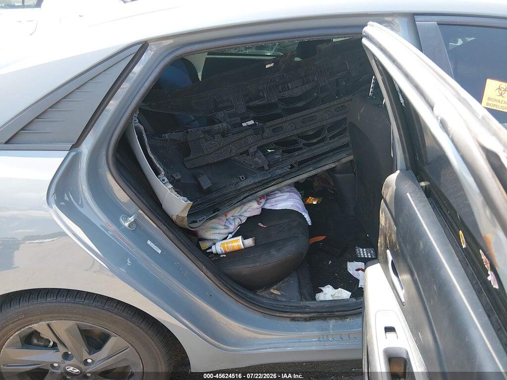 KMHLM4AG4NU264824 2022 HYUNDAI ELANTRA photo no. 8