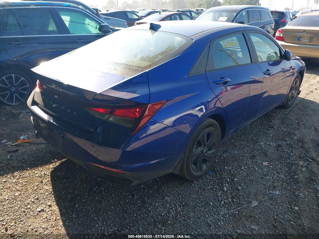 KMHLM4AG3NU311437 2022 HYUNDAI ELANTRA photo no. 4
