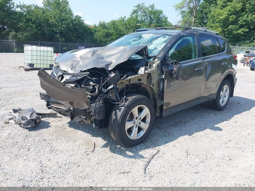 2T3RFREV7EW151385 2014 TOYOTA RAV4 photo no. 2