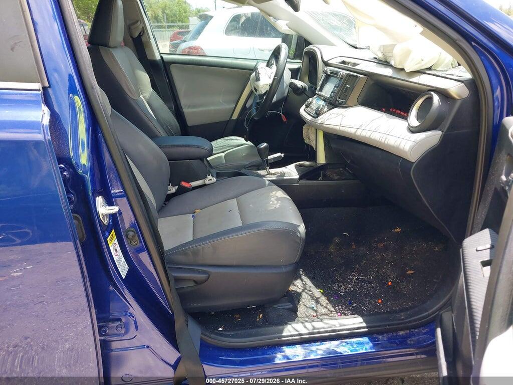 2T3YFREVXEW106341 2014 TOYOTA RAV4 photo no. 5