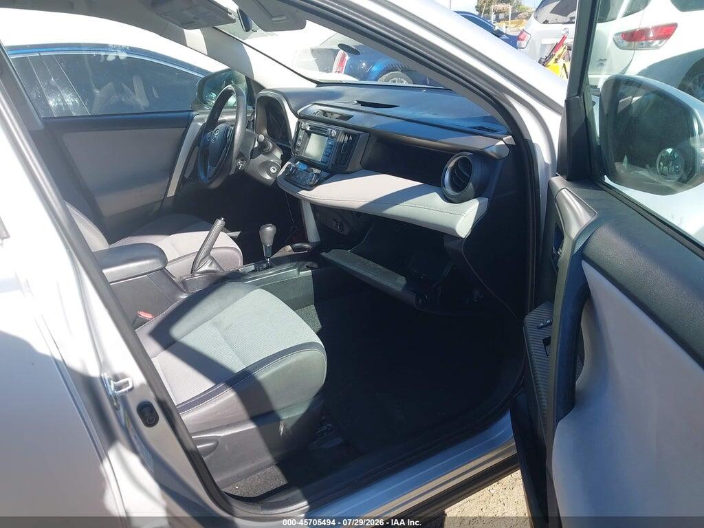 2T3WFREV9EW110128 2014 TOYOTA RAV4 photo no. 5