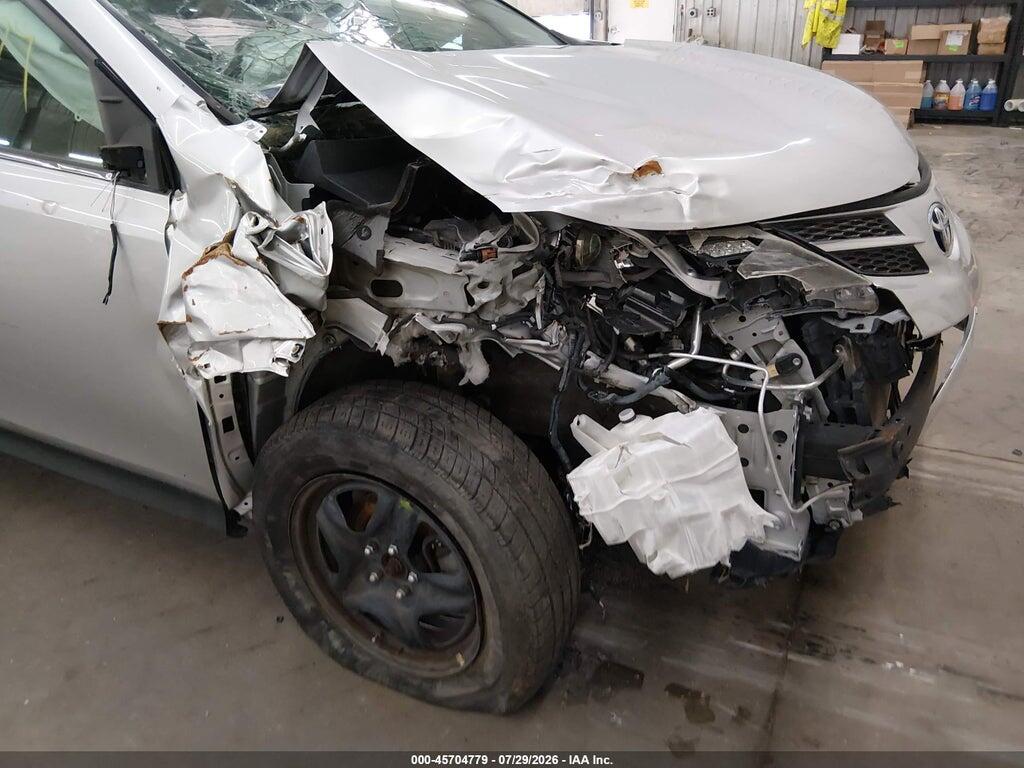 2T3RFREV8EW192379 2014 TOYOTA RAV4 photo no. 6