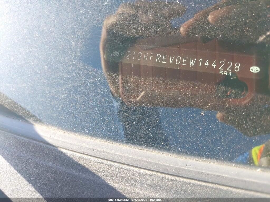 2T3RFREV0EW144228 2014 TOYOTA RAV4 photo no. 9