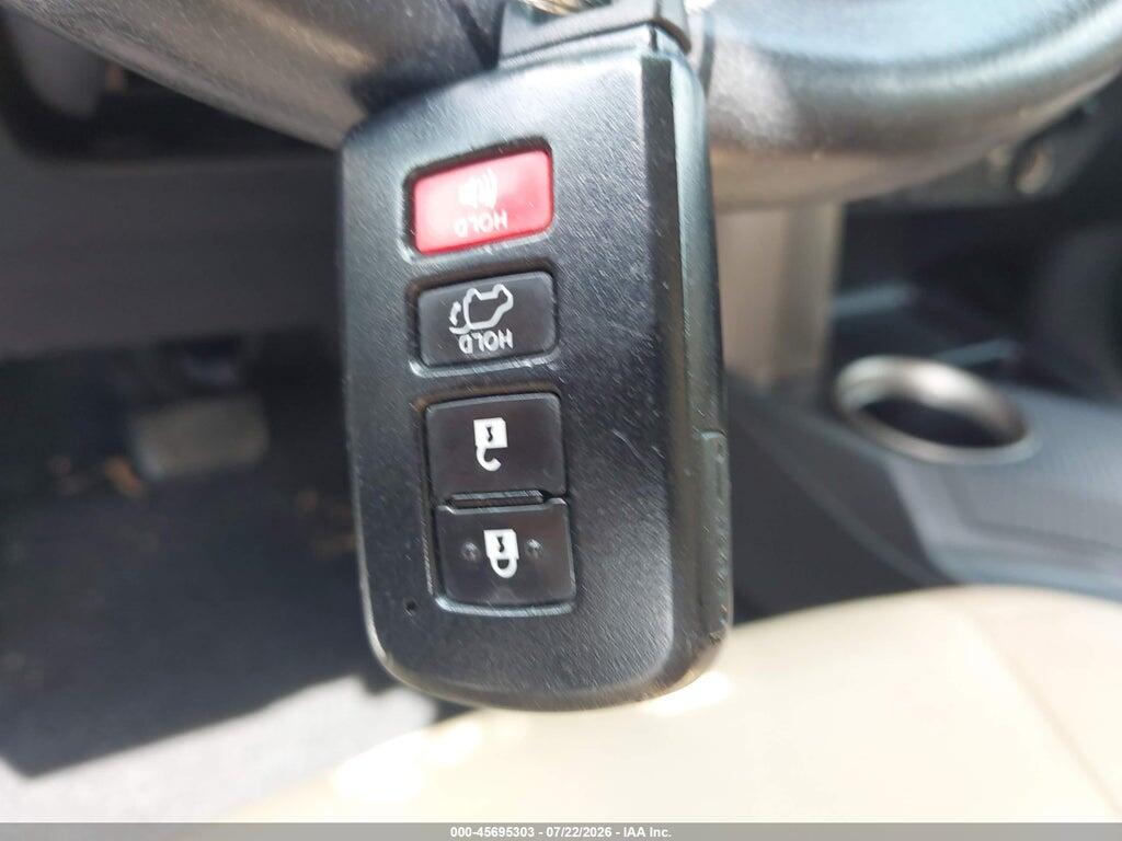 2T3DFREV2EW208456 2014 TOYOTA RAV4 photo no. 11