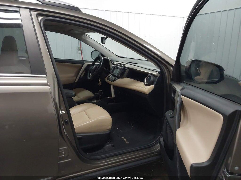 2T3DFREV2EW226875 2014 TOYOTA RAV4 photo no. 5