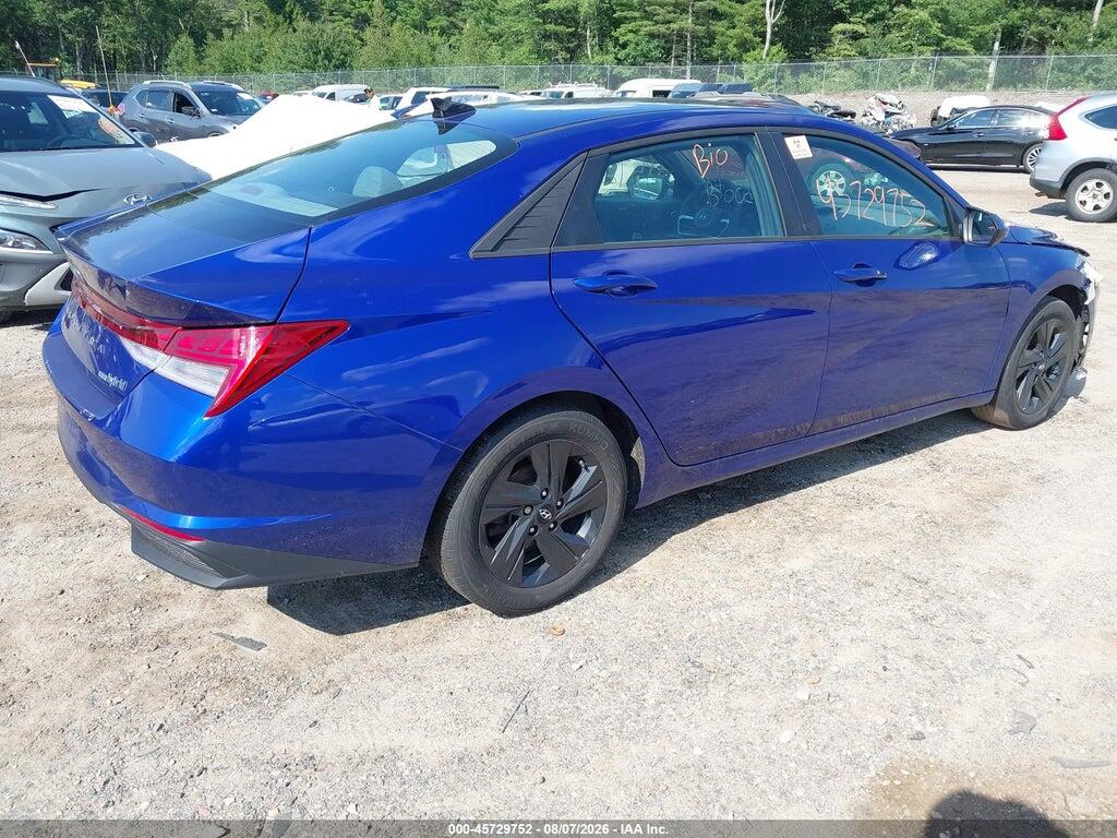 KMHLM4AJ3NU020335 2022 HYUNDAI ELANTRA HYBRID photo no. 4
