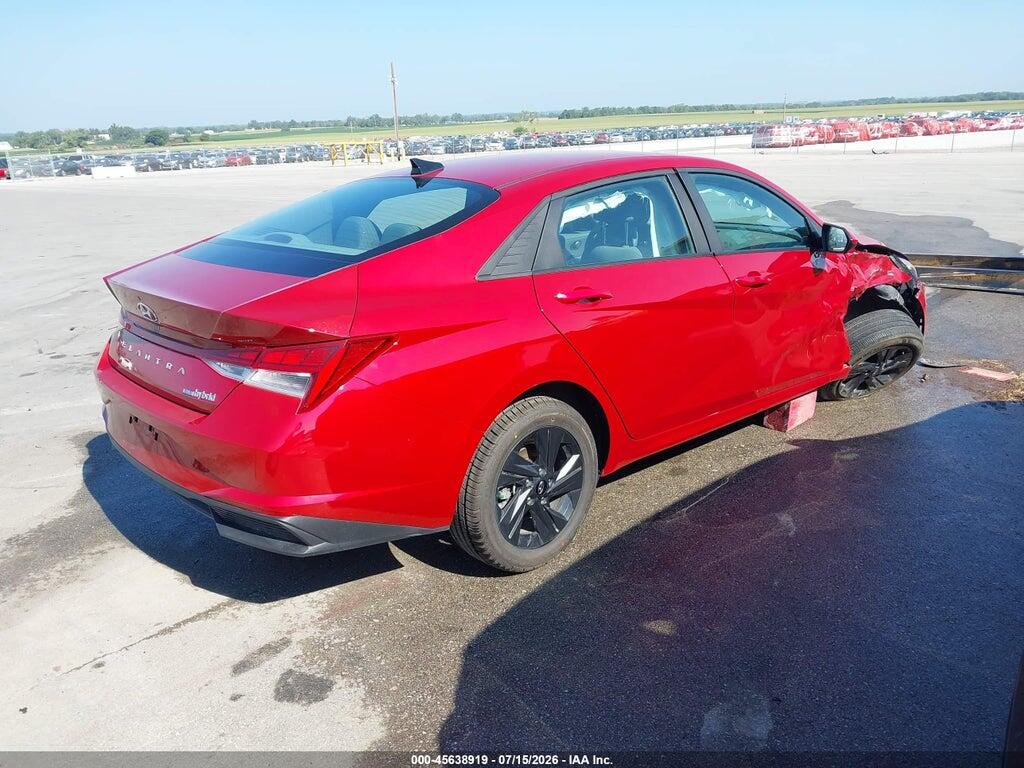 KMHLM4AJ6NU030888 2022 HYUNDAI ELANTRA HYBRID photo no. 4