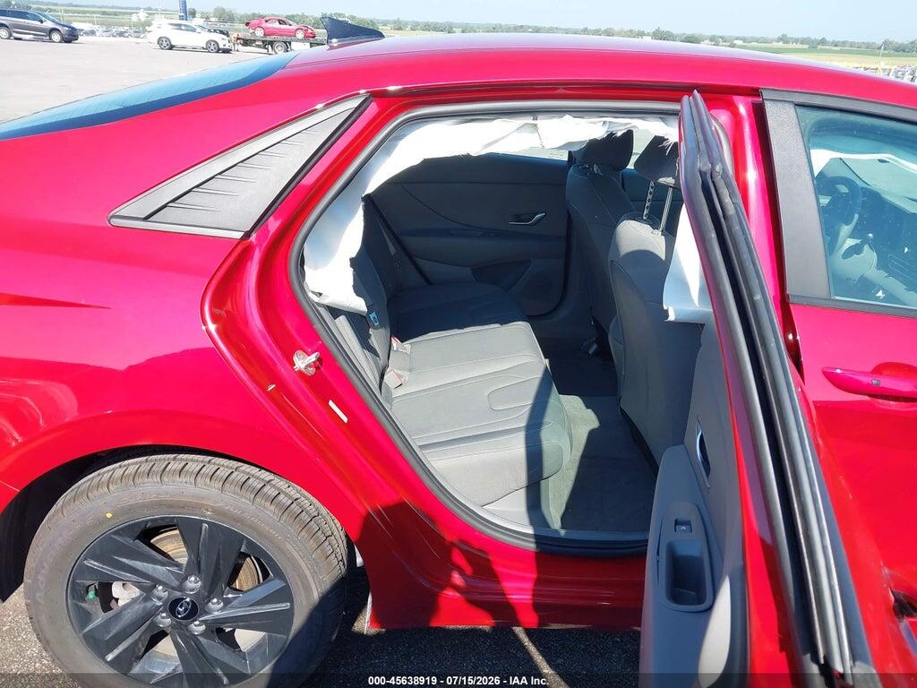 KMHLM4AJ6NU030888 2022 HYUNDAI ELANTRA HYBRID photo no. 8