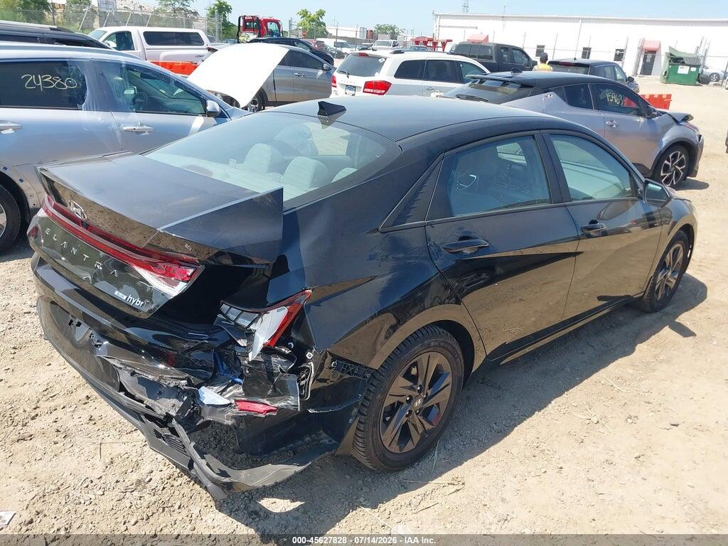 KMHLM4AJ9NU016788 2022 HYUNDAI ELANTRA HYBRID photo no. 4