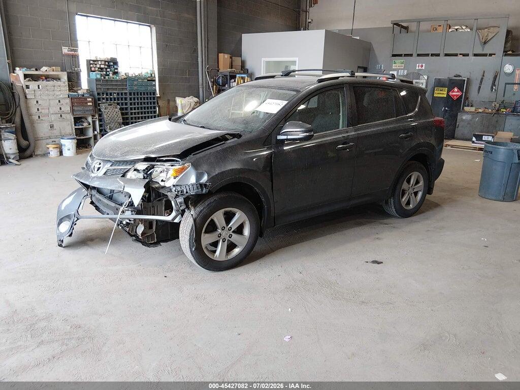 JTMRFREV3ED082515 2014 TOYOTA RAV4 photo no. 2