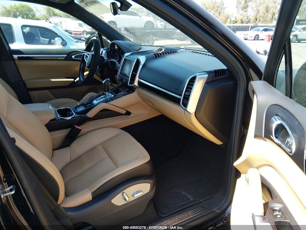 WP1AA2A21GKA10868 2016 PORSCHE CAYENNE photo no. 5