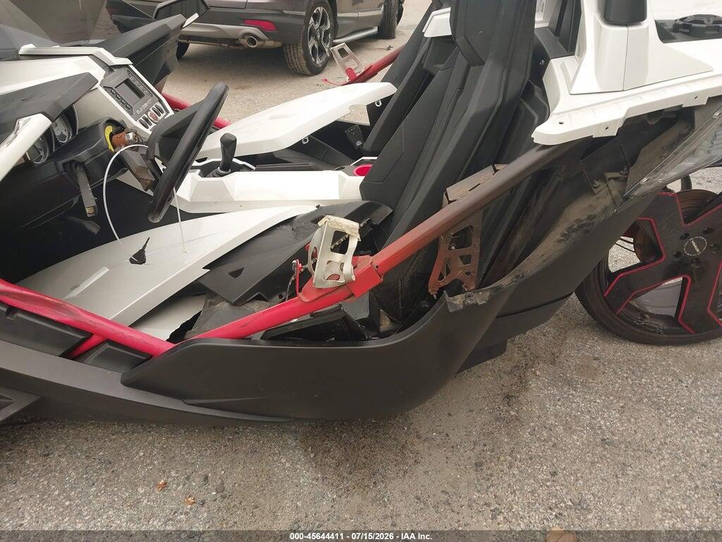 57XAAPFA0G7113207 2016 POLARIS SLINGSHOT photo no. 12