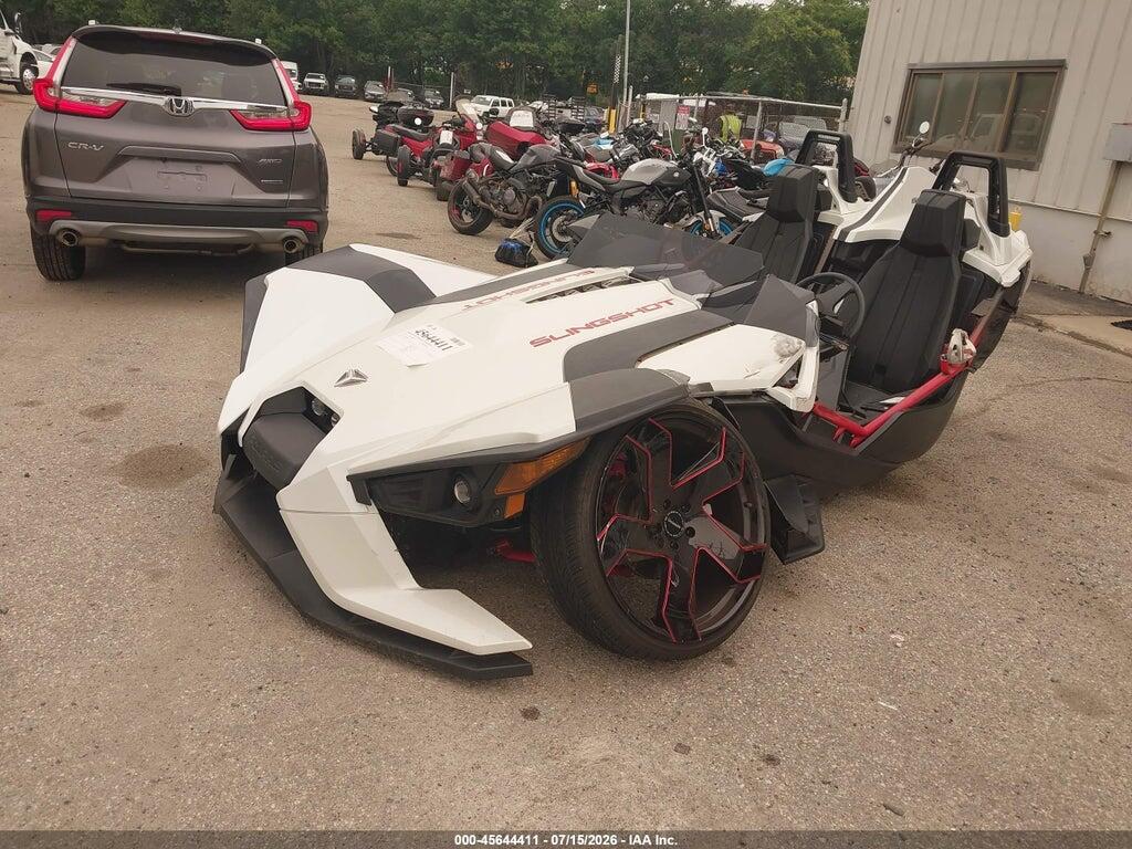 57XAAPFA0G7113207 2016 POLARIS SLINGSHOT photo no. 2