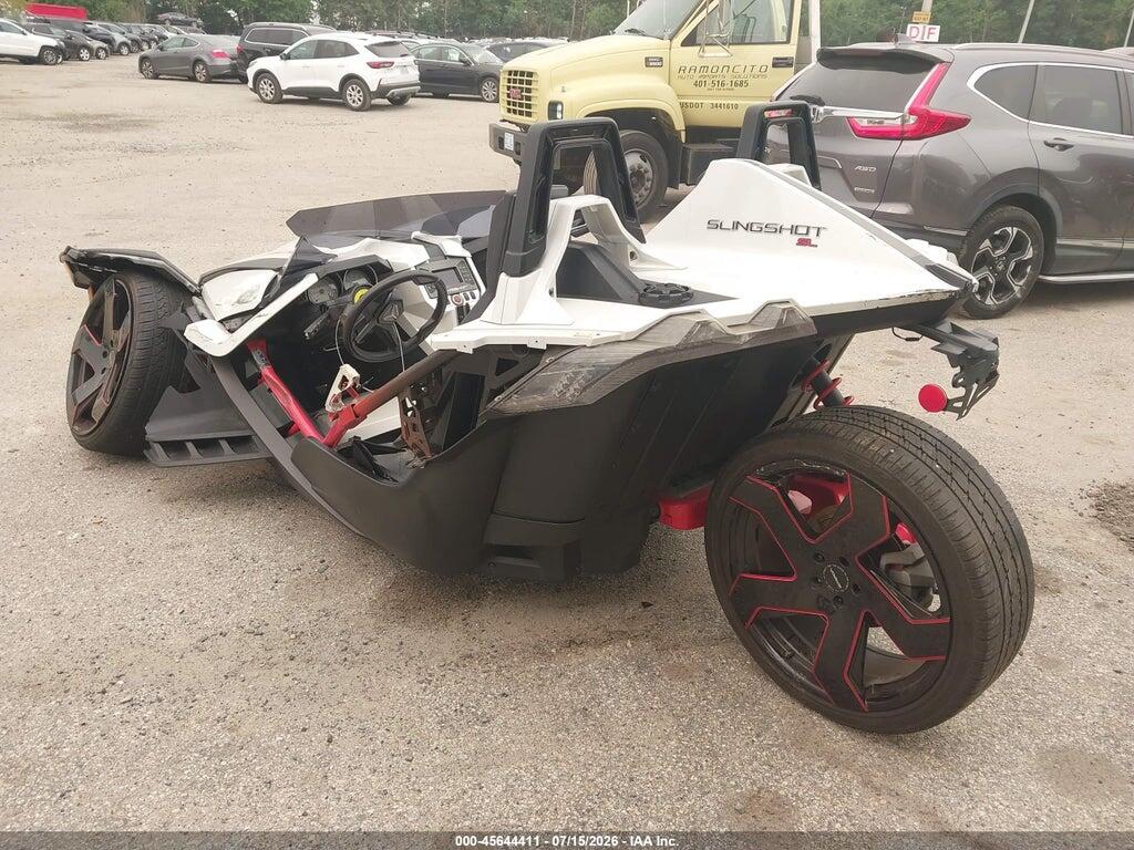 57XAAPFA0G7113207 2016 POLARIS SLINGSHOT photo no. 3