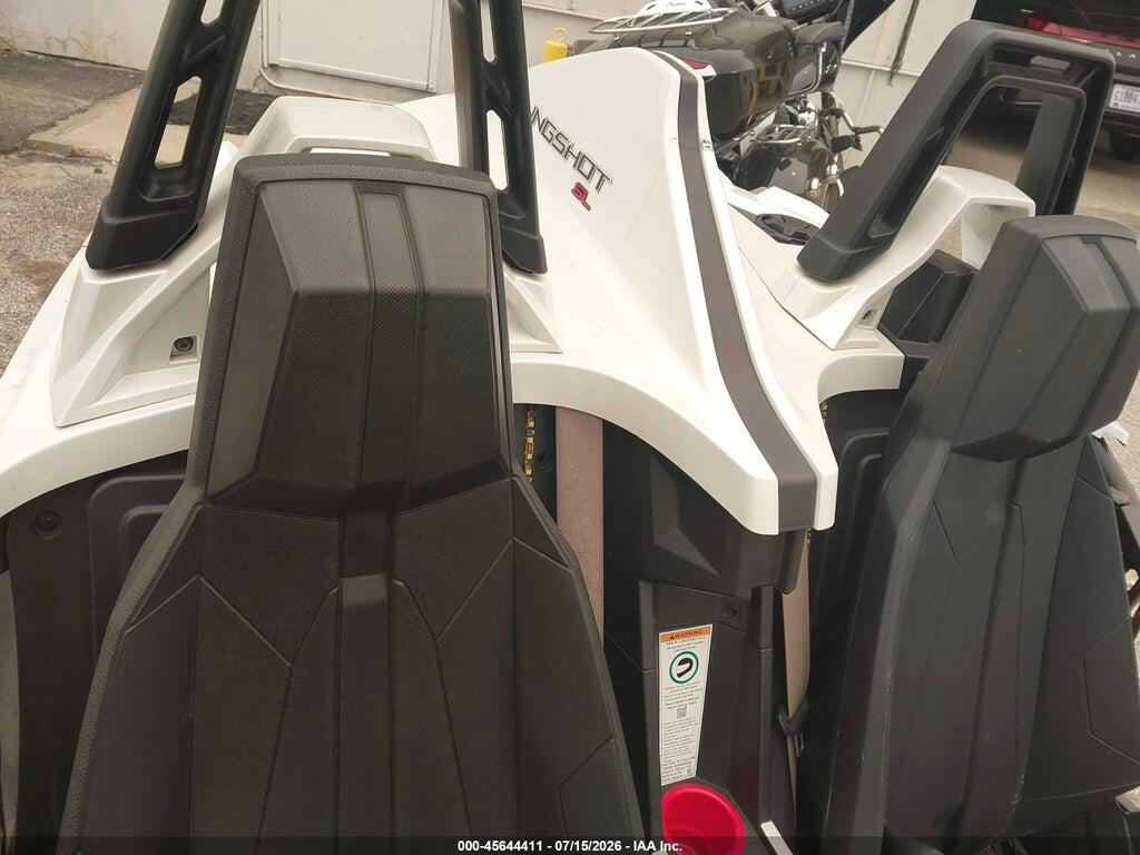 57XAAPFA0G7113207 2016 POLARIS SLINGSHOT photo no. 8