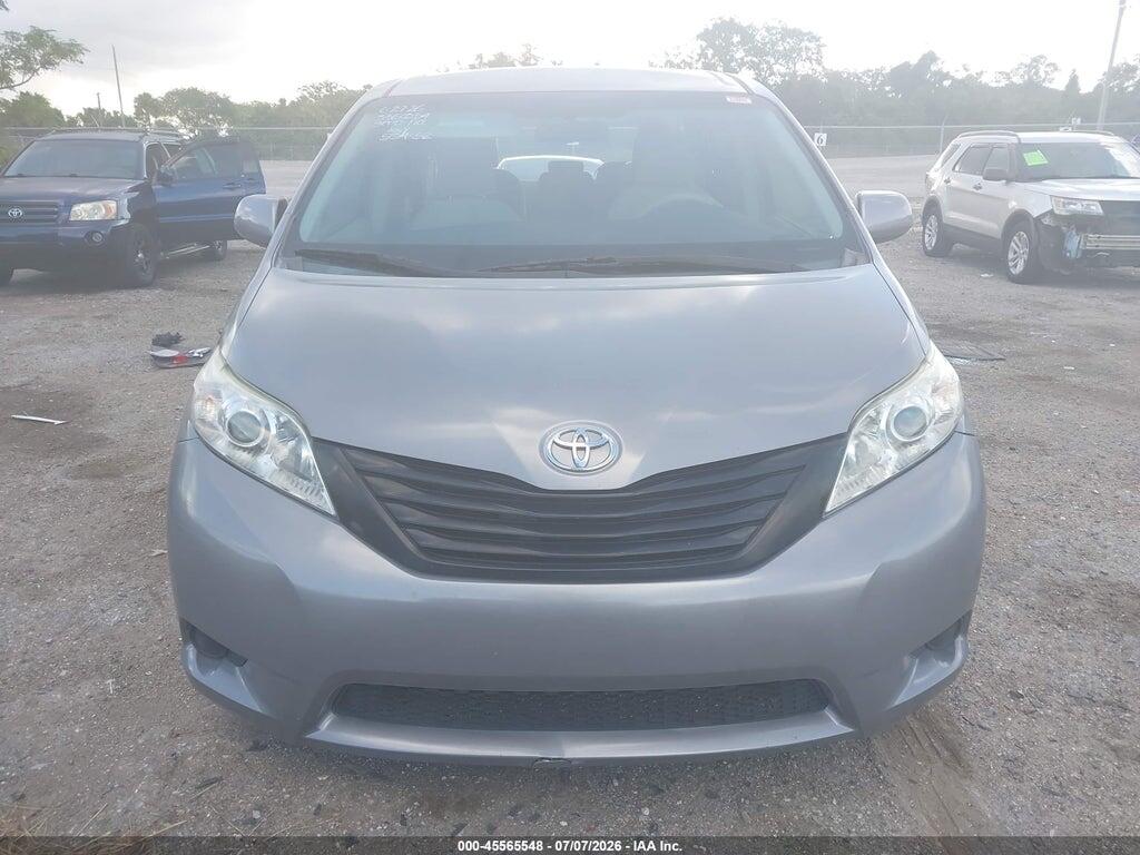 5TDZK3DC0ES456060 2014 TOYOTA SIENNA photo no. 12