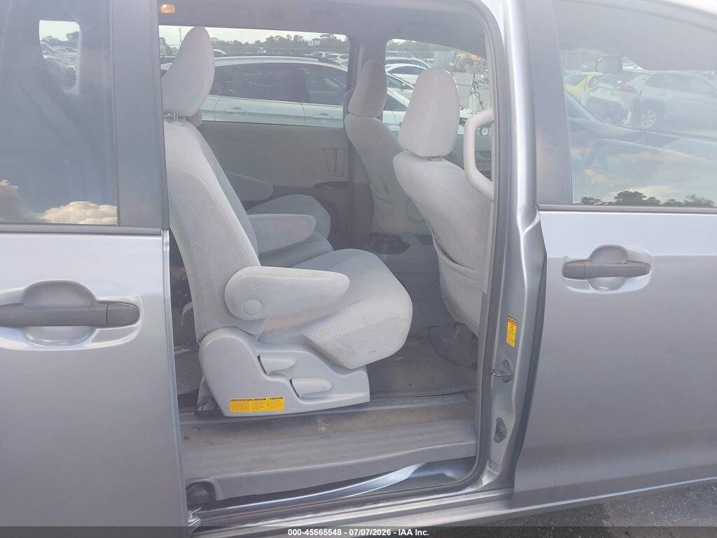 5TDZK3DC0ES456060 2014 TOYOTA SIENNA photo no. 8