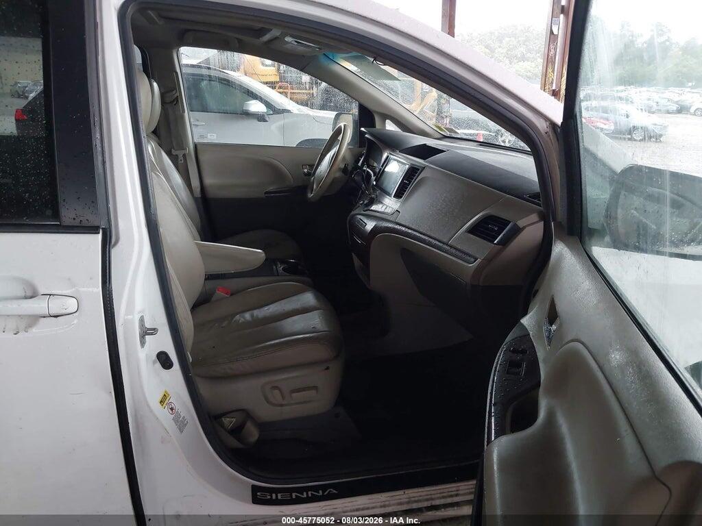 5TDYK3DC9ES474794 2014 TOYOTA SIENNA photo no. 5