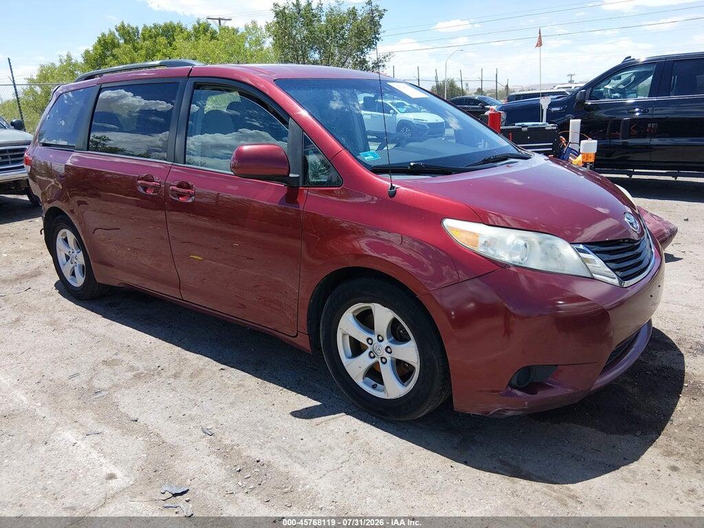 5TDKK3DC2ES440704 2014 TOYOTA SIENNA photo no. 1