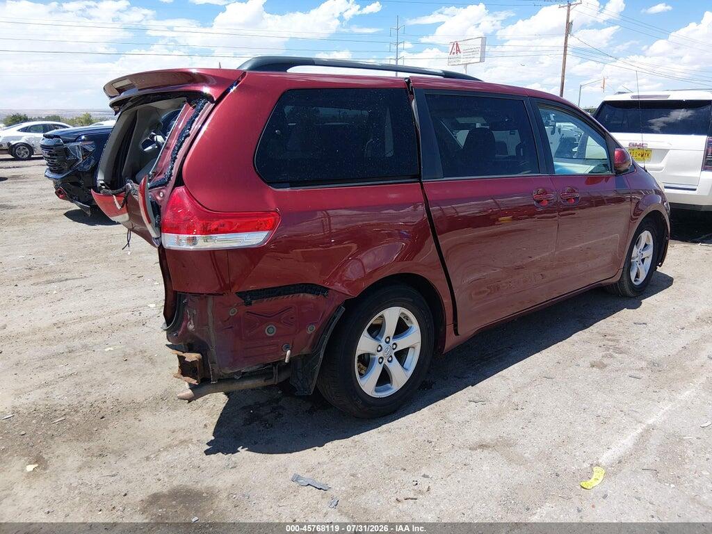 5TDKK3DC2ES440704 2014 TOYOTA SIENNA photo no. 4