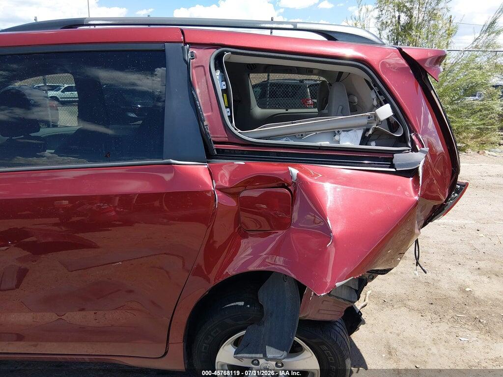 5TDKK3DC2ES440704 2014 TOYOTA SIENNA photo no. 6