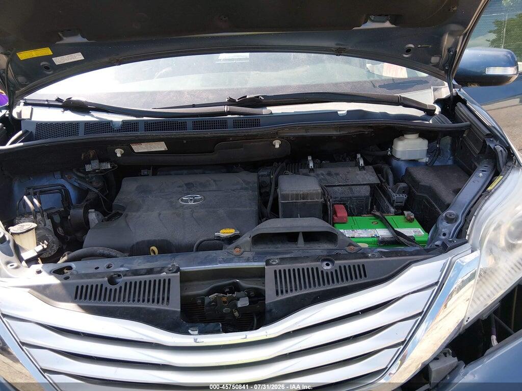 5TDDK3DC0ES071463 2014 TOYOTA SIENNA photo no. 10