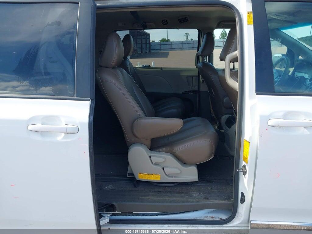 5TDJK3DC3ES089930 2014 TOYOTA SIENNA photo no. 8