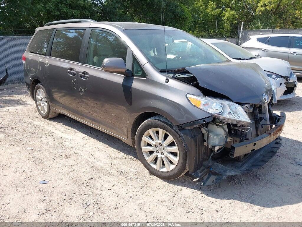 5TDDK3DC1ES092824 2014 TOYOTA SIENNA photo no. 1