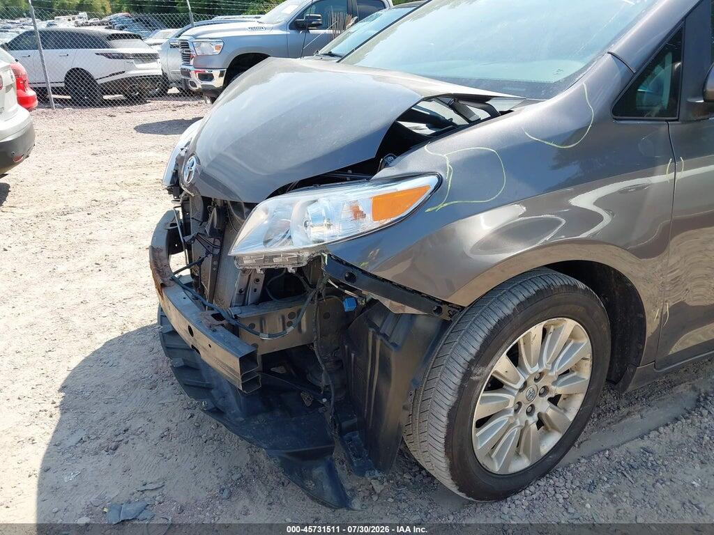5TDDK3DC1ES092824 2014 TOYOTA SIENNA photo no. 6