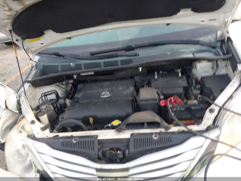 5TDYK3DC6ES456995 2014 TOYOTA SIENNA photo no. 10