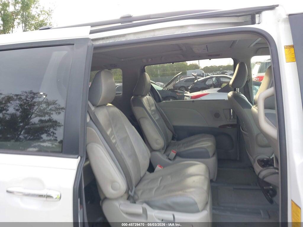 5TDYK3DC6ES456995 2014 TOYOTA SIENNA photo no. 8