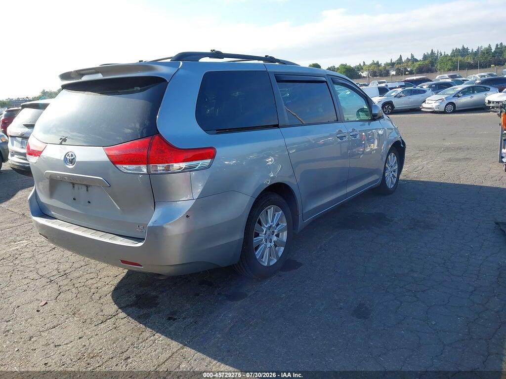 5TDJK3DC8ES089129 2014 TOYOTA SIENNA photo no. 4